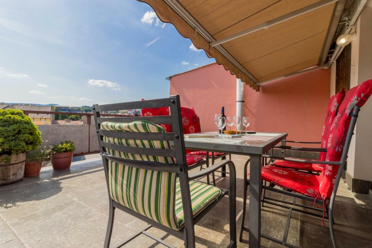 Margaret Apartment For 5 People With Panorama Terrace Budapest Esterno foto